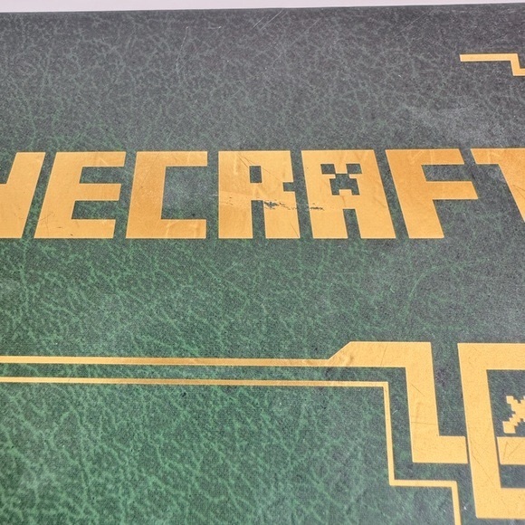 🌟HOST PICK🌟 “Minecraft Annual 2014” hard cover book - Picture 6 of 6